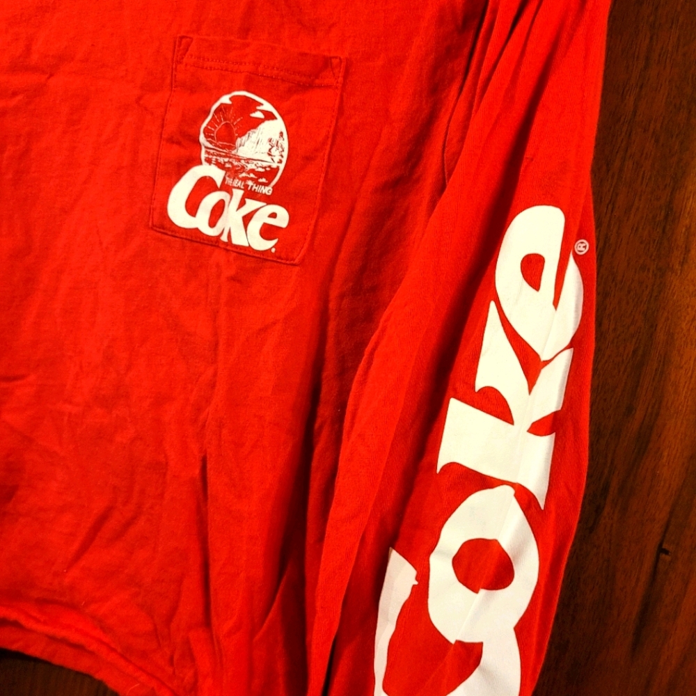 Red coca-cola cropped t-shirt